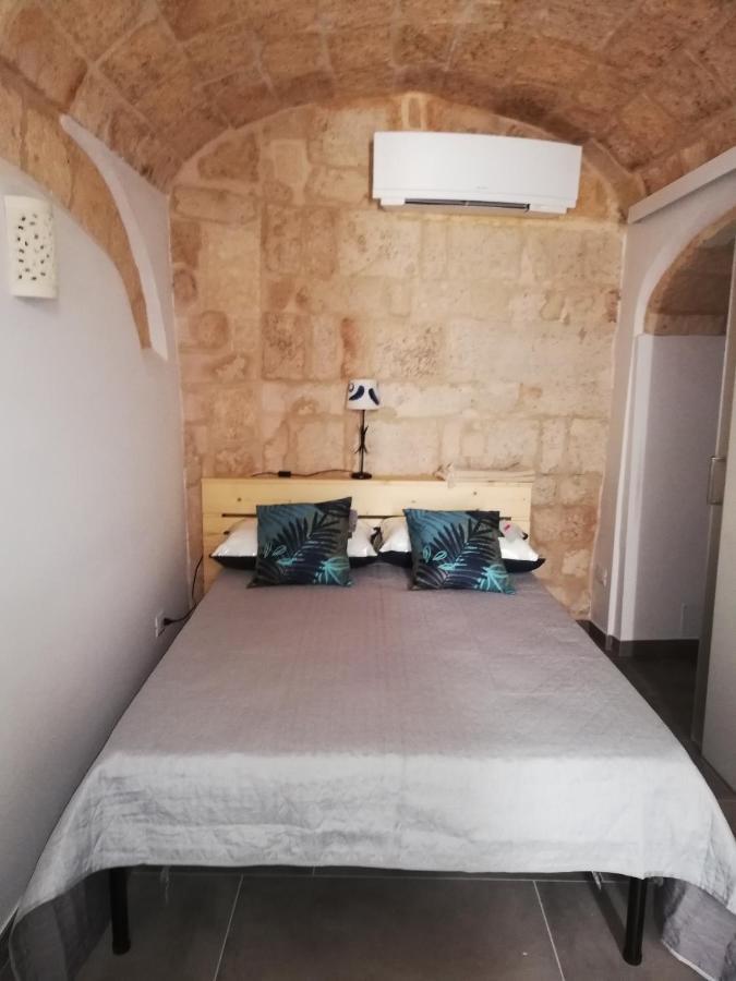 Palazzo Acquaviva Hotel Монополи Екстериор снимка