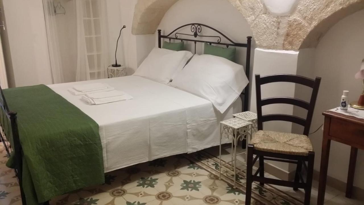 Palazzo Acquaviva Hotel Монополи Екстериор снимка